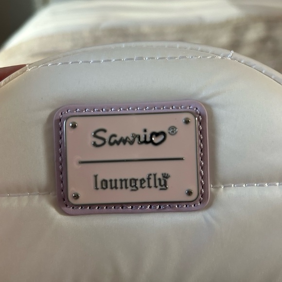 Loungefly Sanrio Hello Kitty Quilted Mini Backpack NWT - Picture 3 of 7